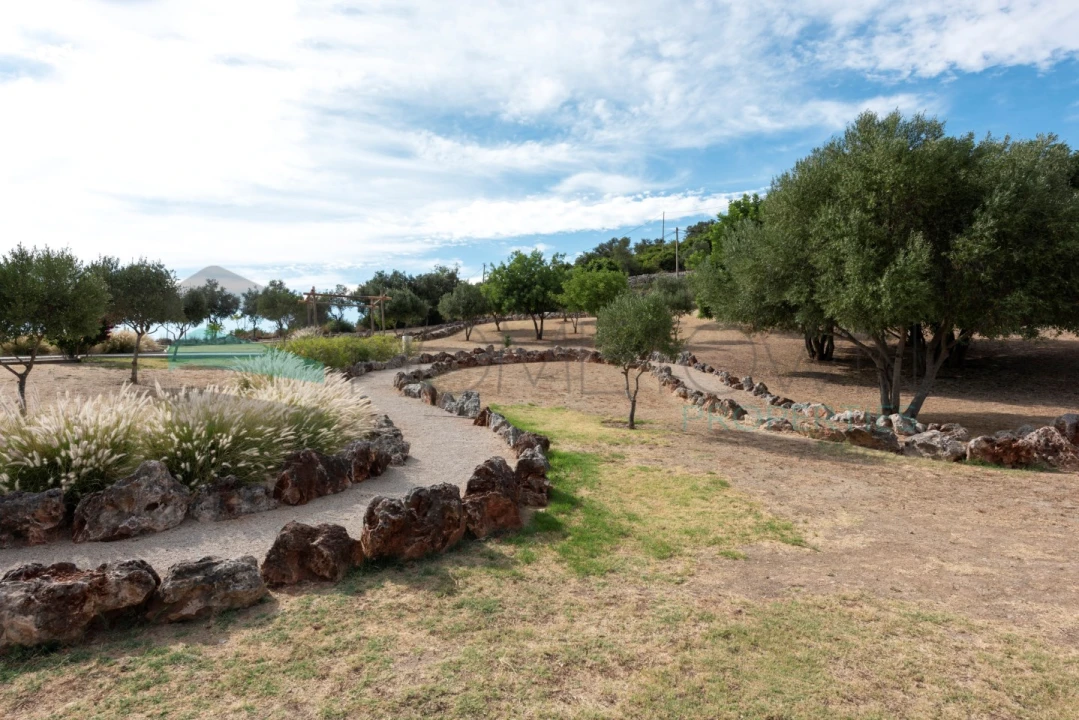 Moradia T7 para Venda em Santa Barbara de Nexe Foto 64