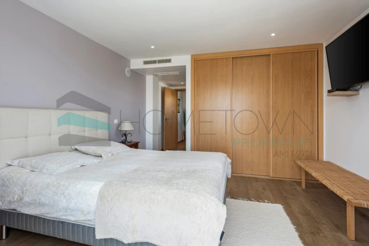 Moradia T7 para Venda em Santa Barbara de Nexe Foto 35