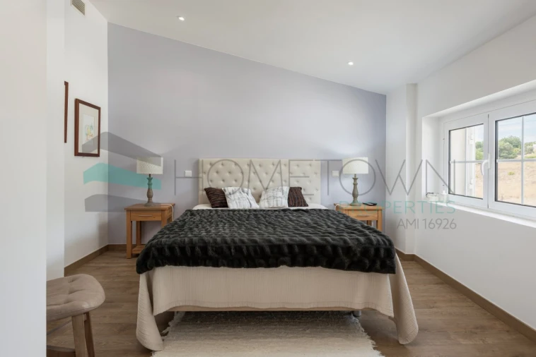 Moradia T7 para Venda em Santa Barbara de Nexe Foto 38