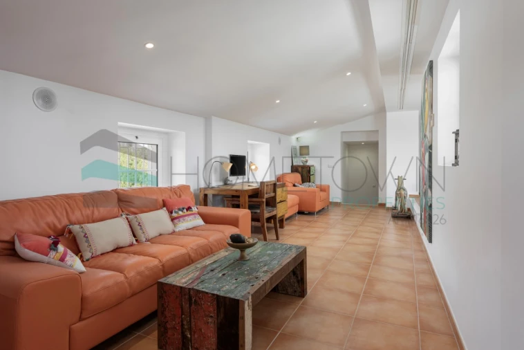 Moradia T7 para Venda em Santa Barbara de Nexe Foto 46