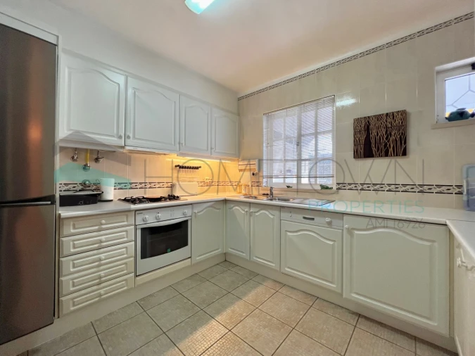 Moradia T3 para Venda em Quarteira Foto 11