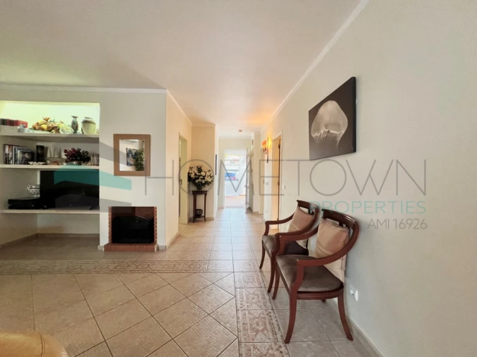 Moradia T3 para Venda em Quarteira Foto 14