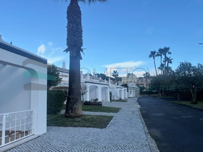 Moradia T3 para Venda em Quarteira Foto 35