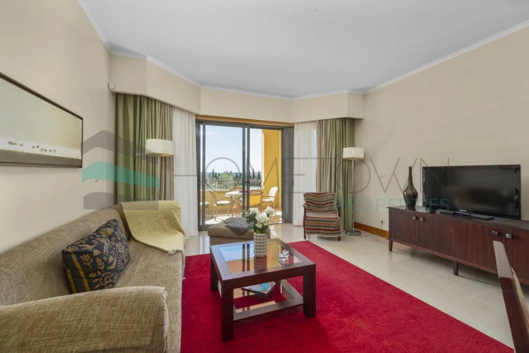 Apartamento T2 para Venda em Quarteira Foto 6