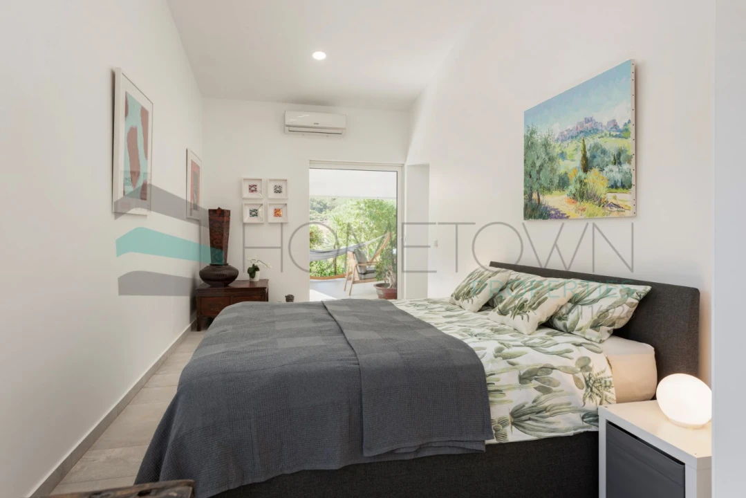 Moradia T2 para Venda em Alte Foto 14