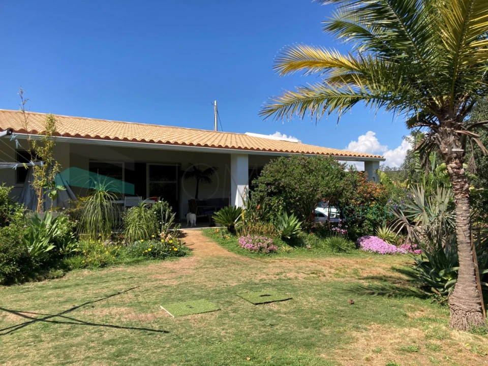 Moradia T2 para Venda em Alte Foto 12