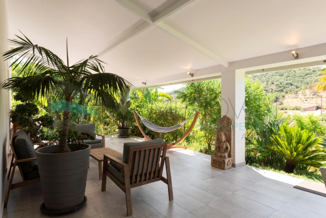 Moradia T2 para Venda em Alte Foto 10