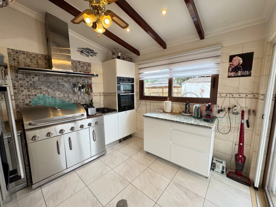 Moradia T3 para Venda em Paderne Foto 7