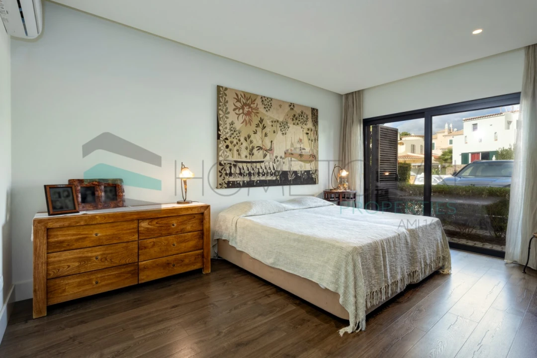 Moradia T3 para Venda em Quarteira Foto 15