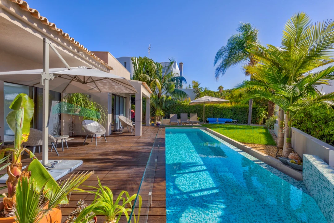 Moradia T3 para Venda em Quarteira Foto 37