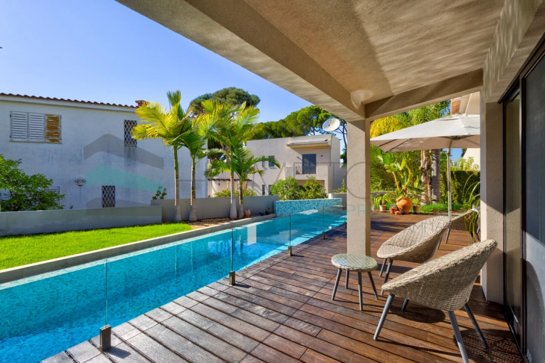 Moradia T3 para Venda em Quarteira Foto 31