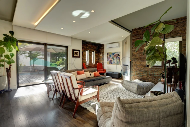 Moradia T3 para Venda em Quarteira Foto 4