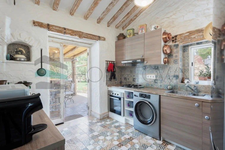 Moradia T3 para Venda em Alte Foto 4