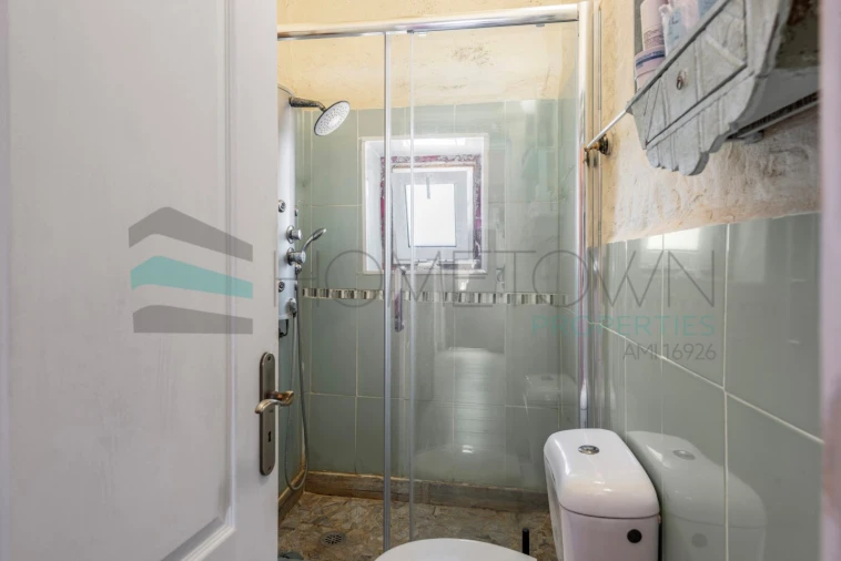 Moradia T3 para Venda em Alte Foto 19