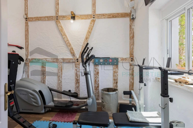 Moradia T3 para Venda em Alte Foto 26