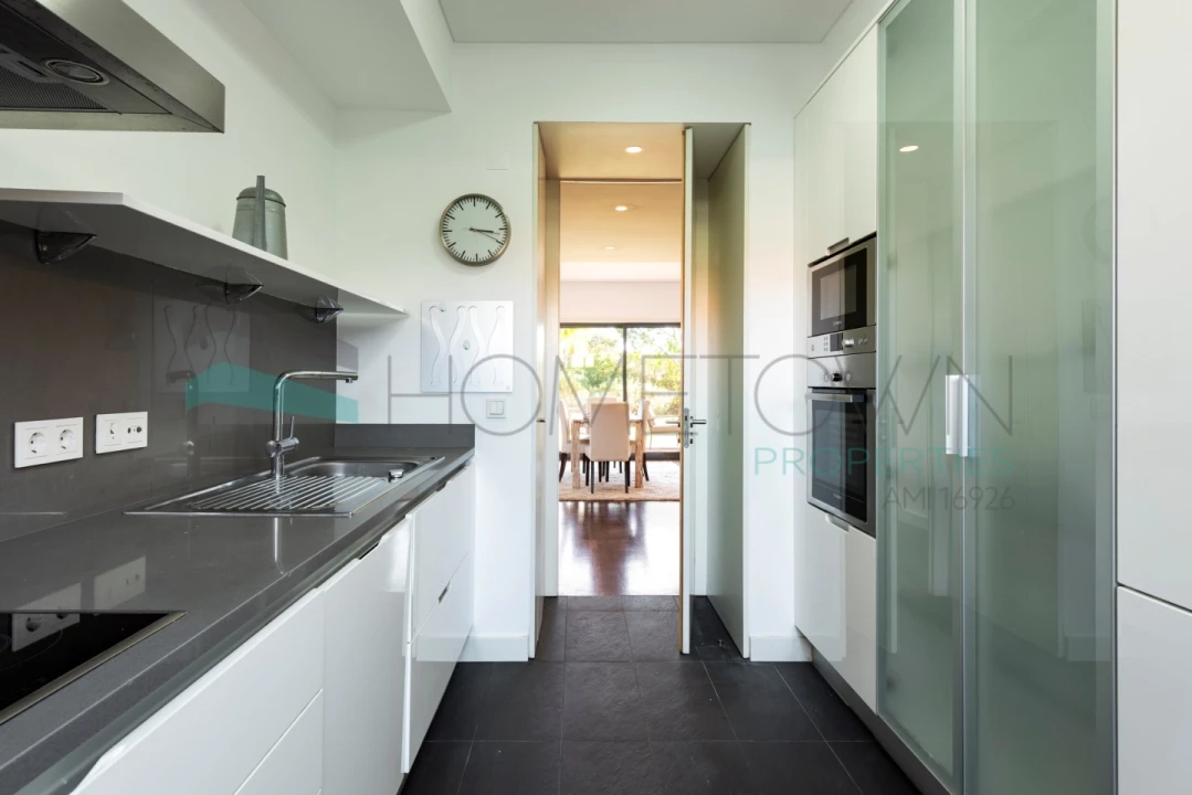 Apartamento T1 para Venda em Quarteira Foto 9