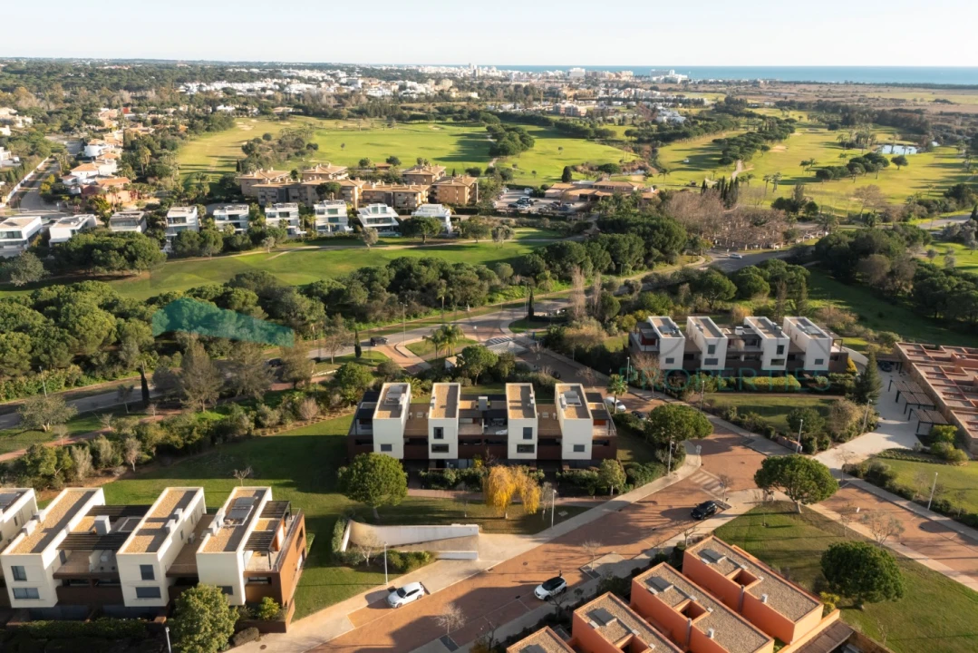Apartamento T1 para Venda em Quarteira Foto 23