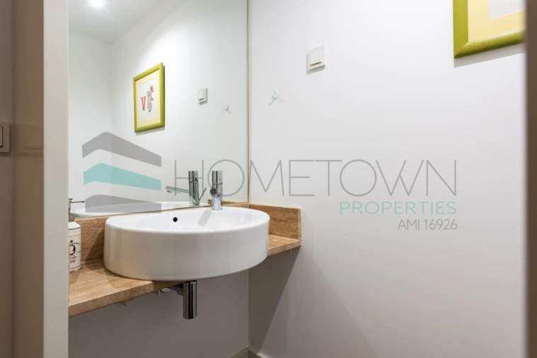 Apartamento T1 para Venda em Quarteira Foto 12