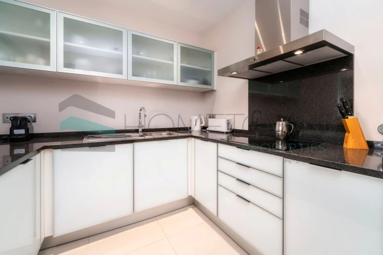 Apartamento T2 para Venda em Quarteira Foto 8