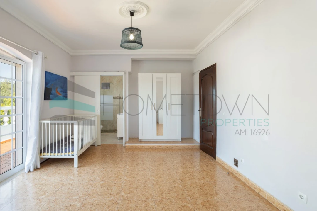 Moradia T4 para Venda em Moncarapacho e Fuseta Foto 16