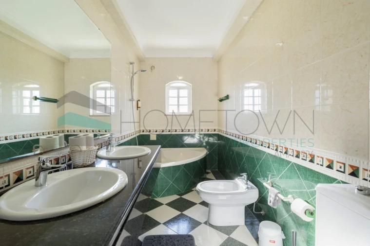 Moradia T4 para Venda em Moncarapacho e Fuseta Foto 11