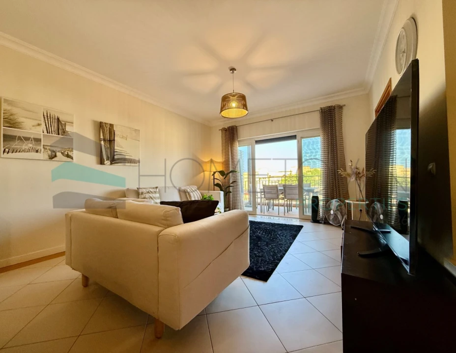 Apartamento T2 para Venda em Quarteira Foto 6