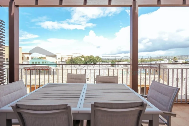 Apartamento T2 para Venda em Quarteira Foto 9