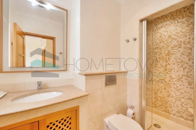 Apartamento T2 para Venda em Quarteira Foto 15