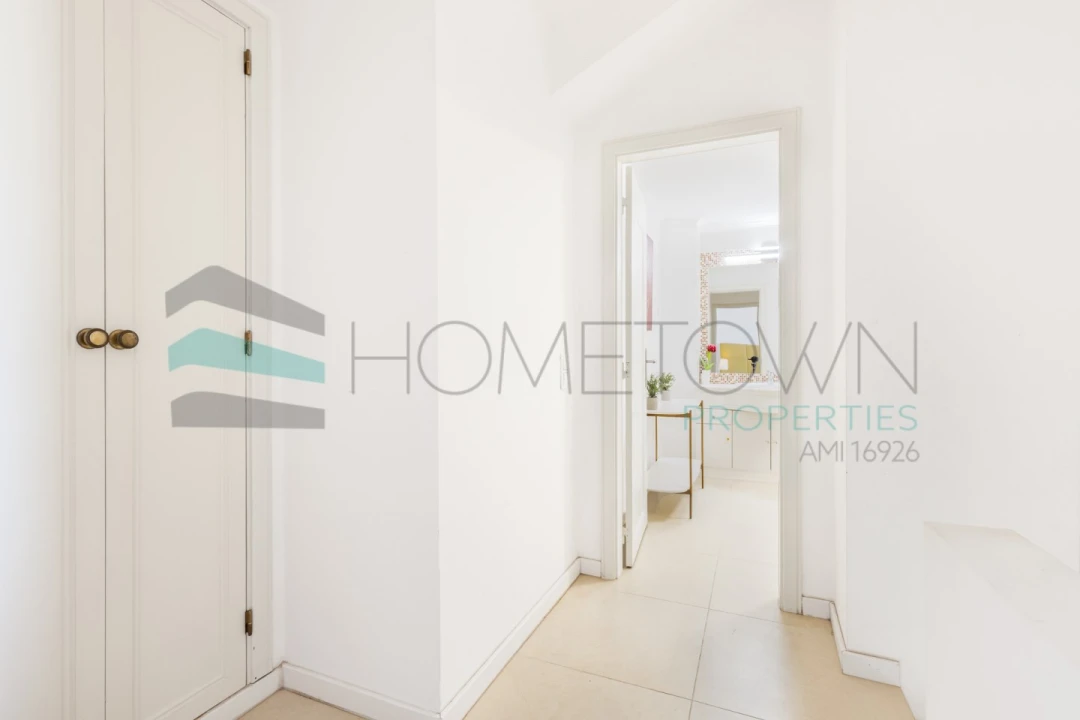 Apartamento T2 para Venda em Quarteira Foto 21