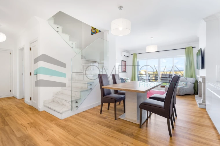 Apartamento T2 para Venda em Quarteira Foto 5