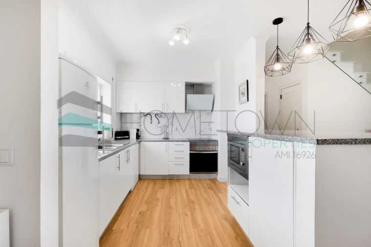 Apartamento T2 para Venda em Quarteira Foto 10