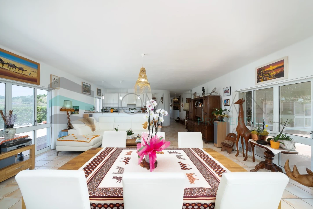 Moradia T4 para Venda em Bensafrim e Barão de São João Foto 15