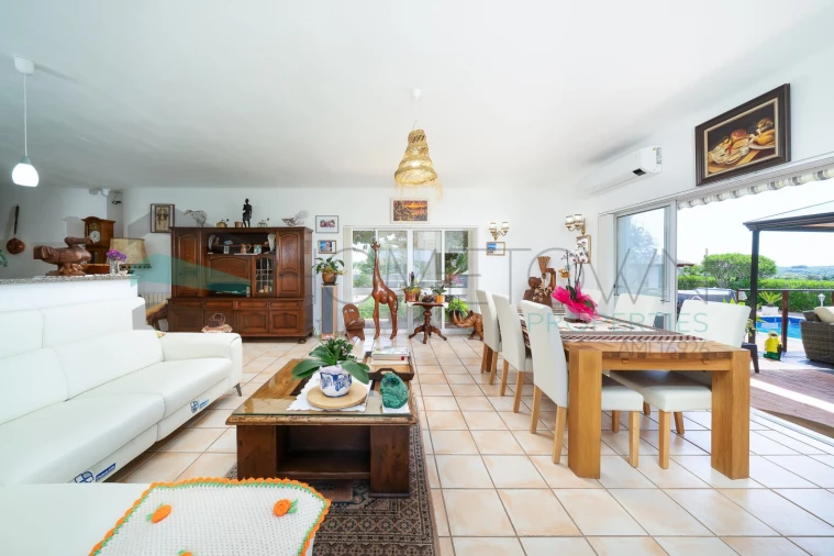 Moradia T4 para Venda em Bensafrim e Barão de São João Foto 14