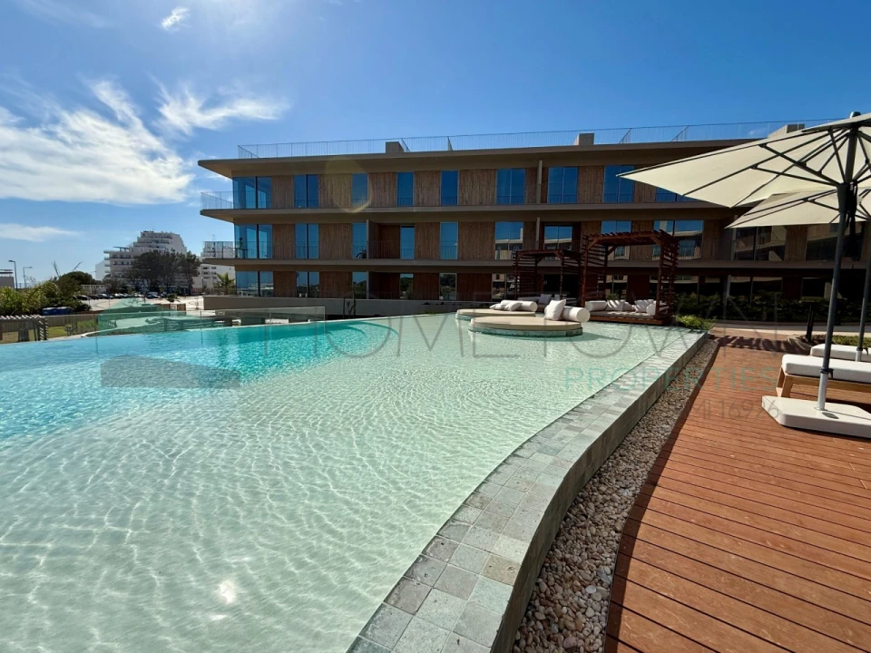 Apartamento T2 para Venda em Quarteira Foto 8