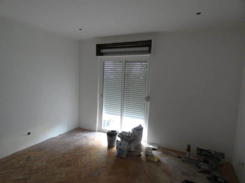 Apartamento T3 para Venda em Falagueira-Venda Nova Foto 4
