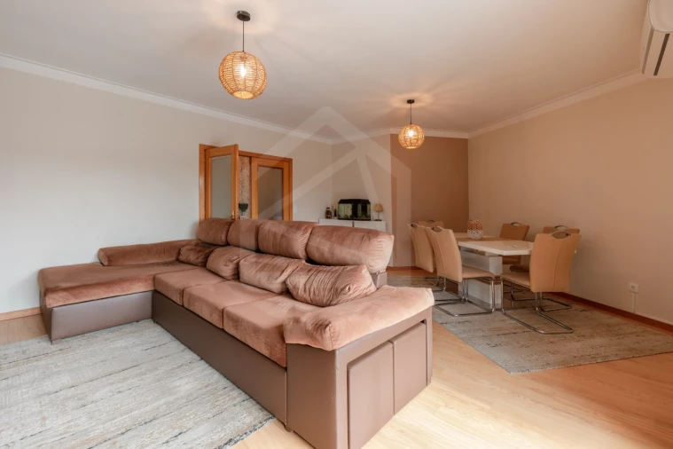 Apartamento T3 para Venda em Grijó e Sermonde Foto 1