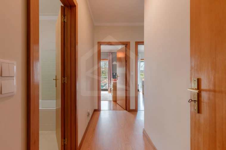 Apartamento T3 para Venda em Grijó e Sermonde Foto 11