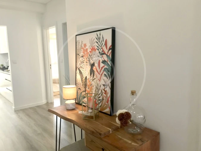 Apartamento T2 para Venda em Benfica Foto 2