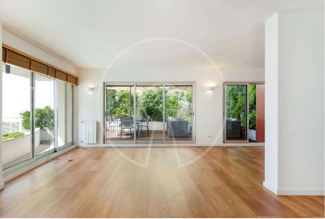 Apartamento T3 para Arrendamento em Algés, Linda-A-Velha e Cruz Quebrada-Dafundo Foto 5