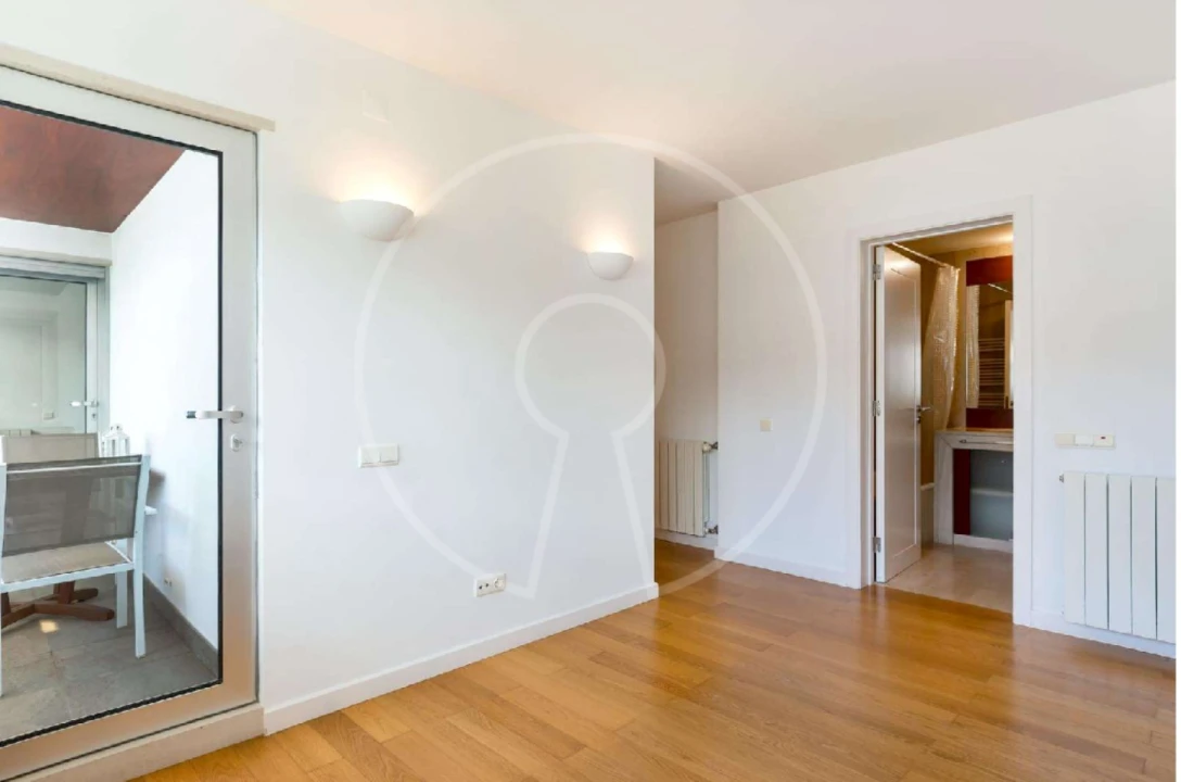 Apartamento T3 para Arrendamento em Algés, Linda-A-Velha e Cruz Quebrada-Dafundo Foto 16