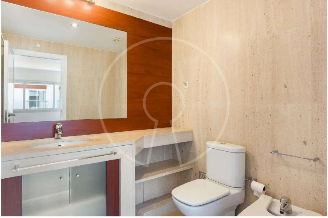 Apartamento T3 para Arrendamento em Algés, Linda-A-Velha e Cruz Quebrada-Dafundo Foto 17