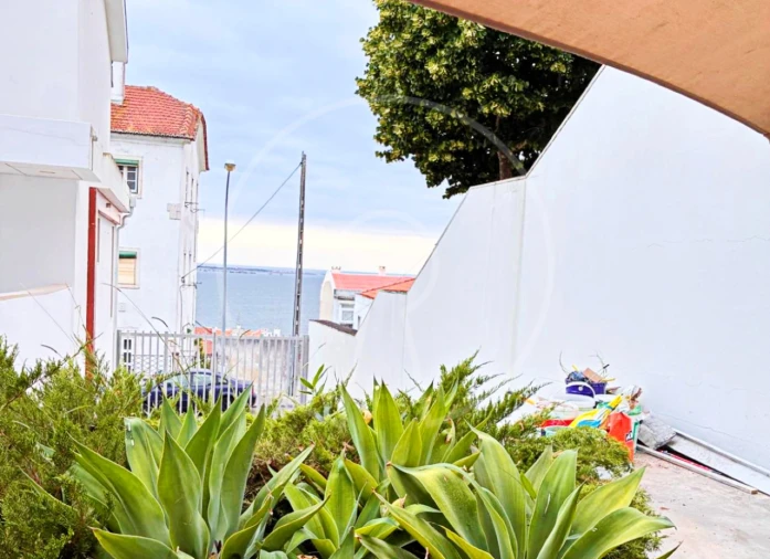 Apartamento T3 para Arrendamento em Algés, Linda-A-Velha e Cruz Quebrada-Dafundo Foto 5