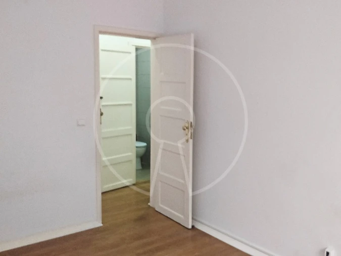 Apartamento T4 para Venda em Alvalade Foto 11