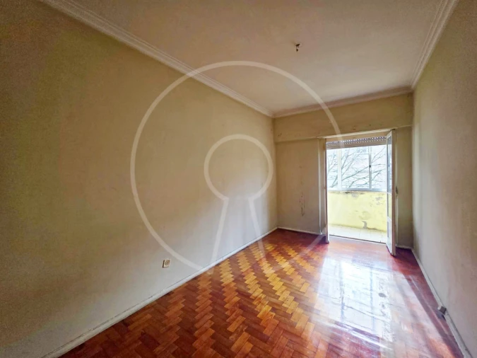 Apartamento T2 para Venda em Benfica Foto 11