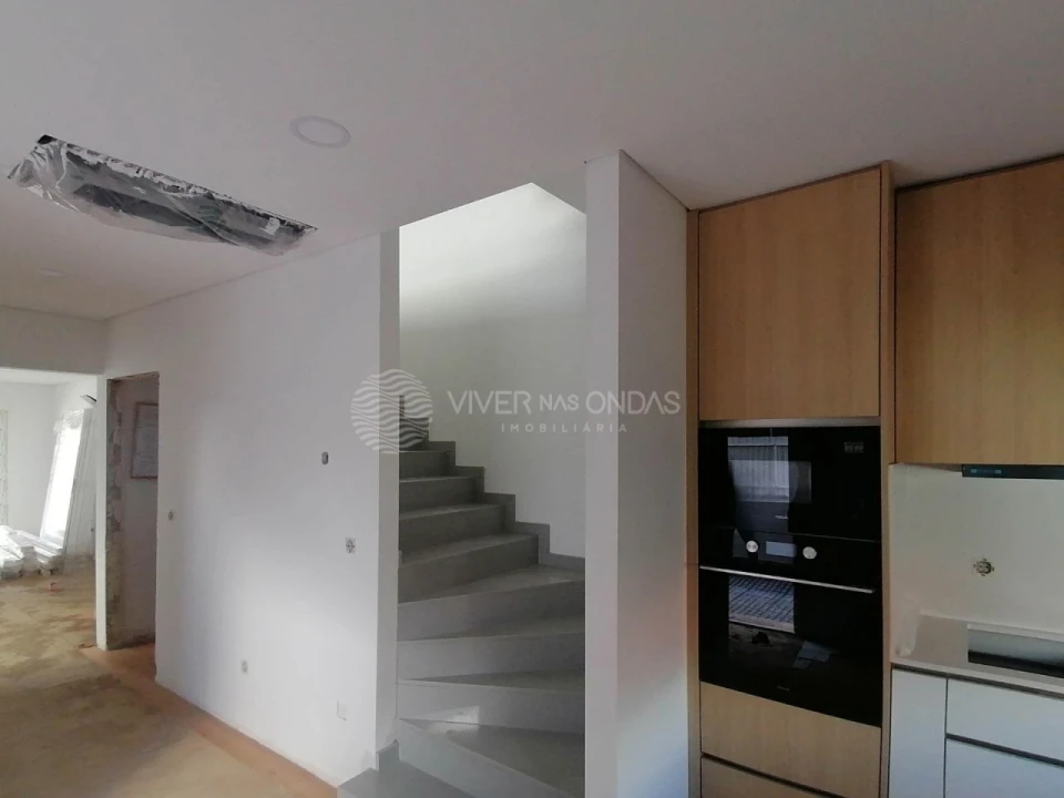 Moradia T2 para Venda em Seixal, Arrentela e Aldeia de Paio Pires Foto 3