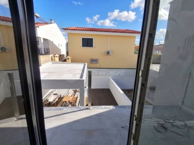 Moradia T2 para Venda em Seixal, Arrentela e Aldeia de Paio Pires Foto 18