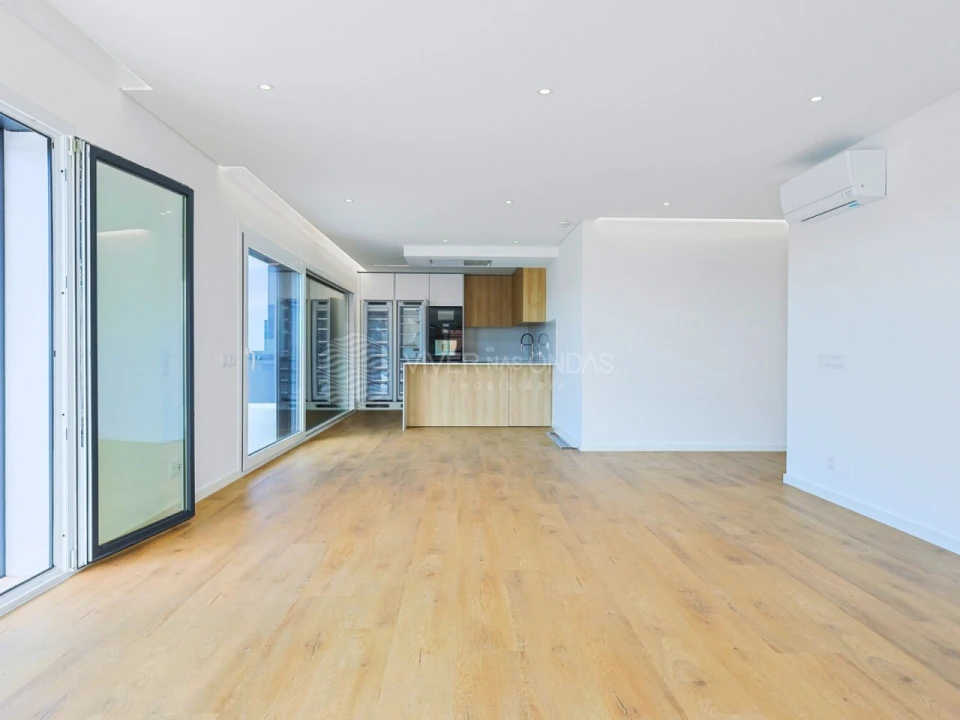 Apartamento T3 para Venda em Costa da Caparica Foto 1