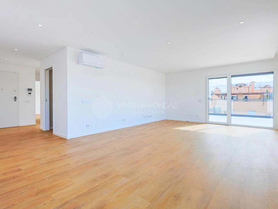 Apartamento T2 para Venda em Costa da Caparica Foto 2
