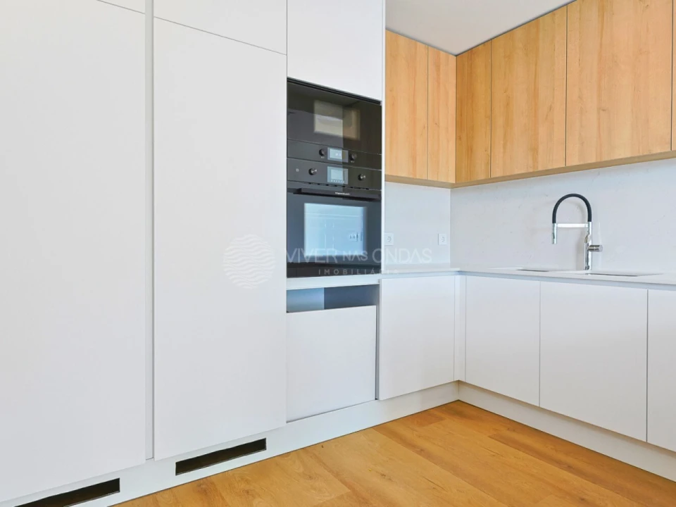Apartamento T2 para Venda em Costa da Caparica Foto 4