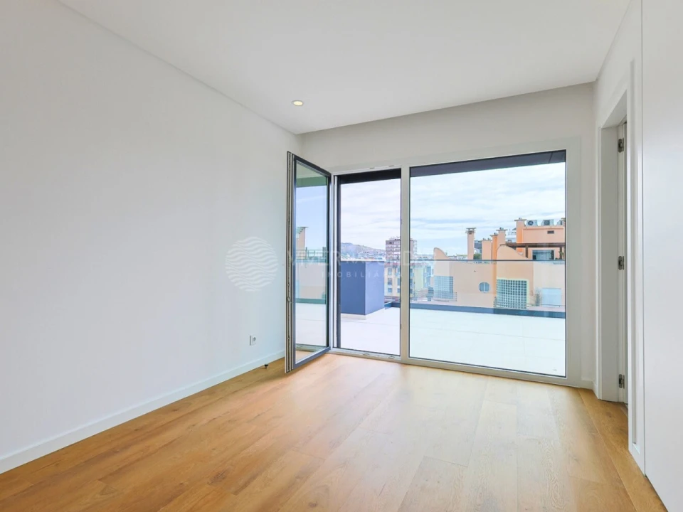 Apartamento T2 para Venda em Costa da Caparica Foto 19